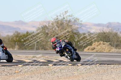 media/Dec-06-2025-CVMA (Sat) [[4a896cc04c]]/Race 4-Formula Middleweight/